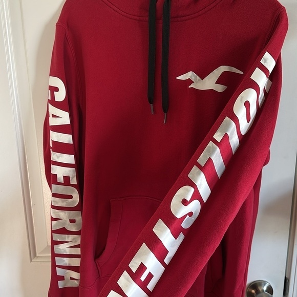Hollister California Red And Black Long Sleeve Hoodie - Picture 9 of 11